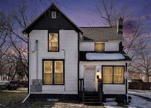 Property at 1128 Division St, Kalamazoo, MI 49001, 3 beds