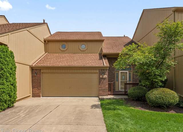 Property at 2239 Crystal Dr, Rochester Hills, MI 48309, 2 beds, 2.5 baths