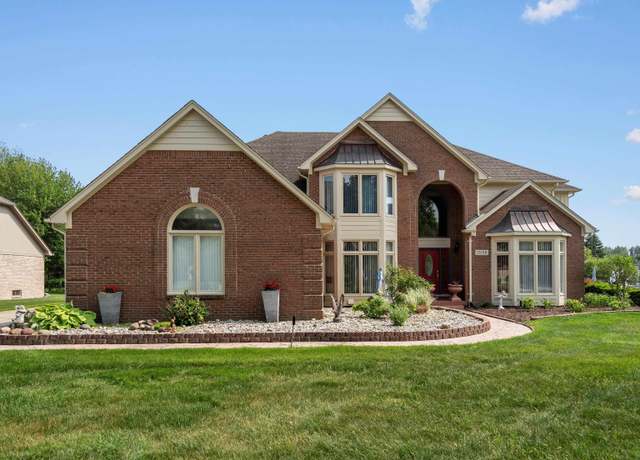 Property at 15158 Towering Oaks Dr, Shelby Twp, MI 48315, 4 beds, 4.5 baths