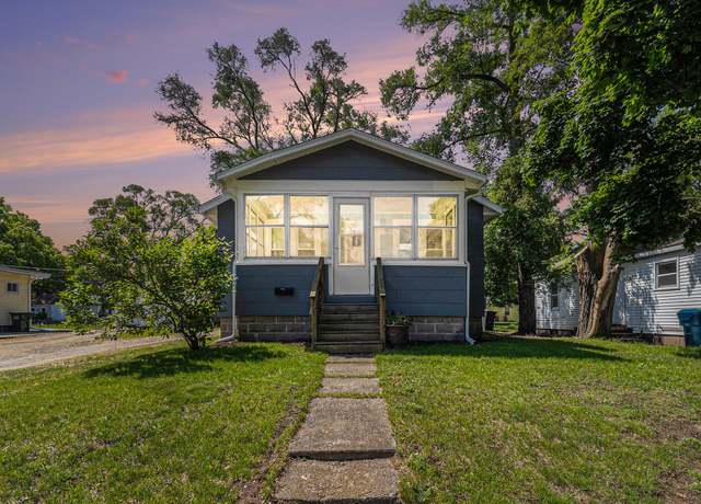 Property at 1273 Catherine Ave, Muskegon, MI 49442, 2 beds, 1 bath