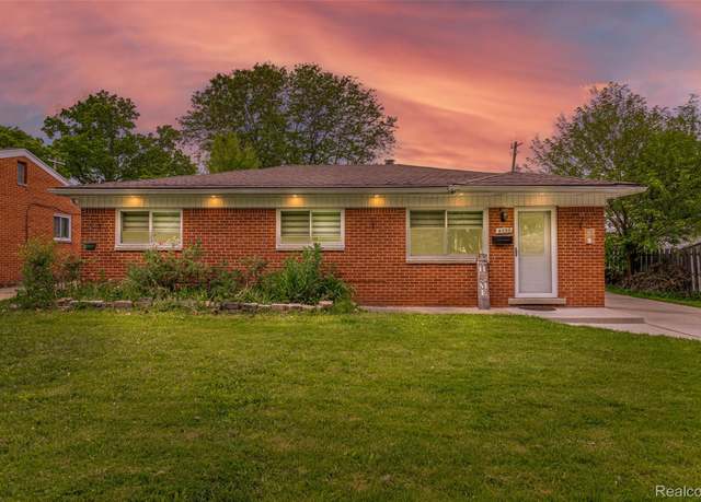 Property at 8039 Nightingale St, Dearborn Heights, MI 48127, 3 beds, 1 bath