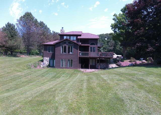 Property at 6140 Mcguire Rd, Fenton, MI 48430, 3 beds, 3 baths