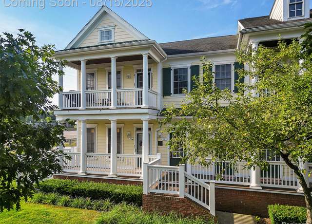 Property at 312 Beverly Ave, Auburn Hills, MI 48326, 2 beds, 2 baths