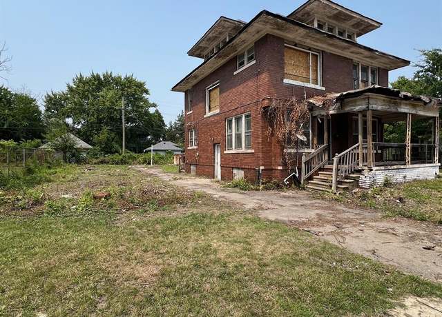 Property at 79 Tennyson St, Highland Park, MI 48203, 4 beds, 1.5 baths