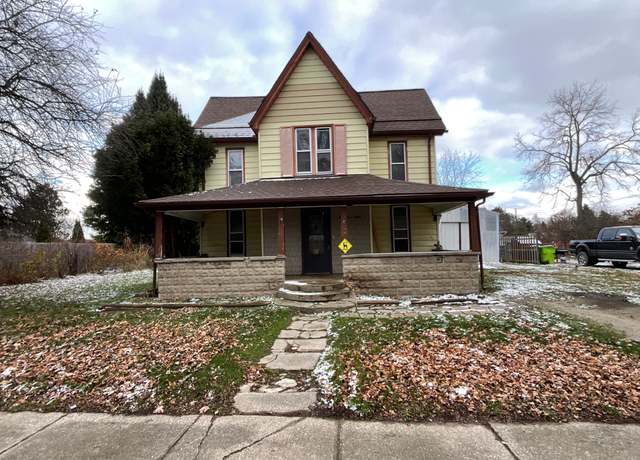 Property at 4530 East Rd, Leonard, MI 48367, 5 beds, 1 bath