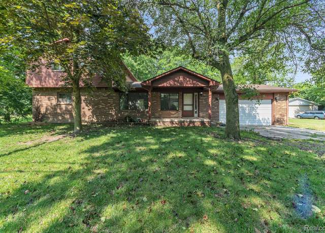Property at 17885 Ridge Rd, Northville, MI 48168, 4 beds, 2 baths