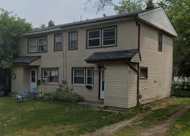 Property at 33012 Akron St, Westland, MI 48186, 4 beds, 2 baths