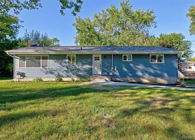 Property at 6342 Restwood Dr, Linden, MI 48451, 3 beds, 3 baths