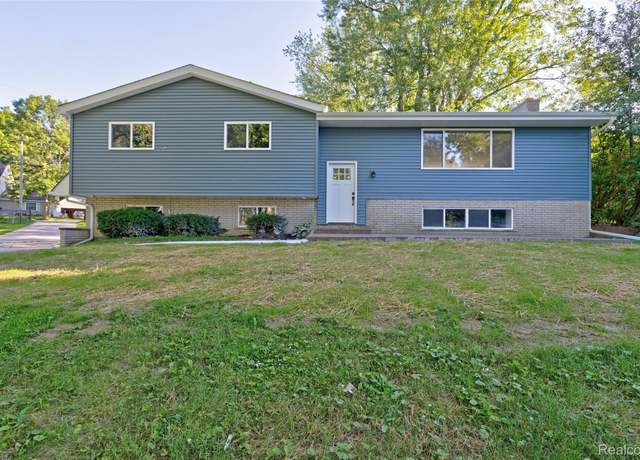 Property at 6342 Restwood Dr, Linden, MI 48451, 3 beds, 3 baths