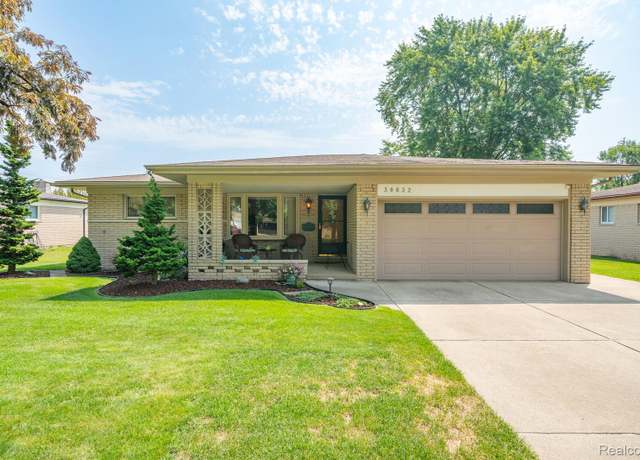 Property at 30632 Ohmer Dr, Warren, MI 48092, 3 beds, 3 baths