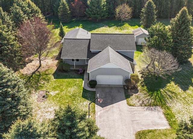 Property at 851 South Creek Ct, Traverse City, MI 49696, 4 beds, 3.5 baths