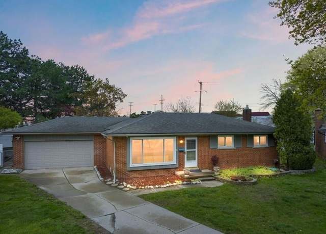 Property at 8100 Darlene St, Warren, MI 48093, 3 beds, 2 baths