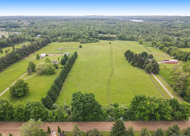 Property at 0000 Rose Ctr, West Bloomfield, MI 48430