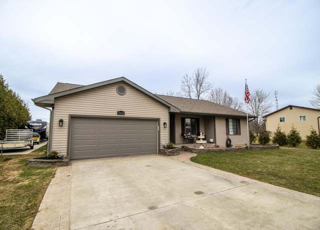 Property at 7042 Calkins Rd, Flint, MI 48532, 3 beds, 3 baths