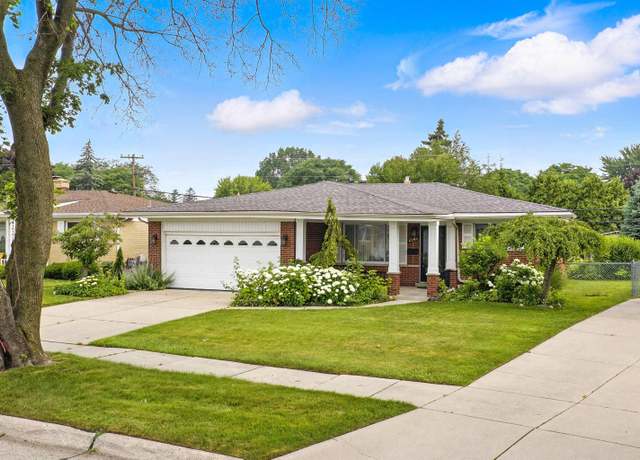 Property at 4947 Alger St, Warren, MI 48092, 3 beds, 1.5 baths