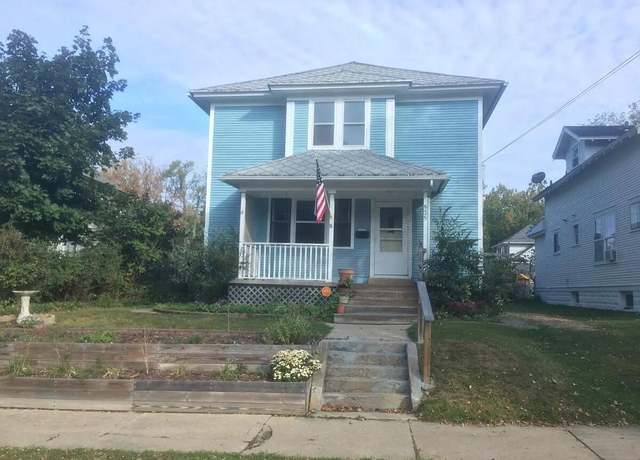 Property at 525 Shirley St NE, Grand Rapids, MI 49503, 4 beds, 1 bath