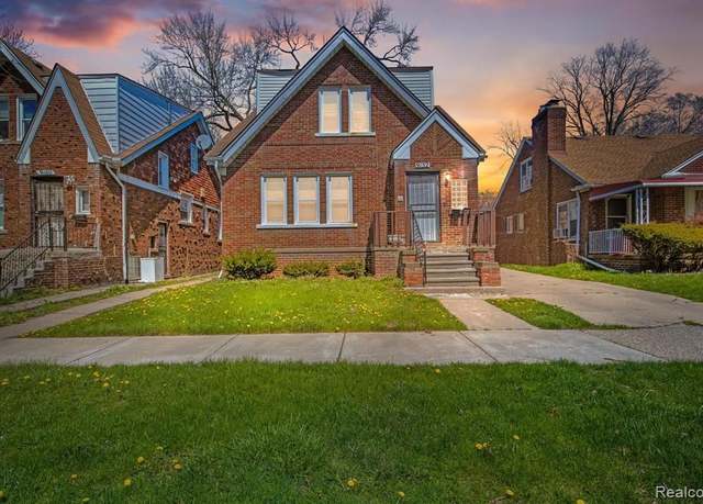 Property at 9152 Devonshire Rd, Detroit, MI 48224, 3 beds, 2.5 baths