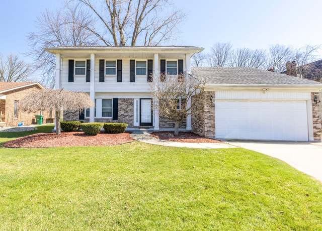 Property at 52094 Laurel Oak Ln, Chesterfield, MI 48047, 3 beds, 1.5 baths