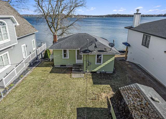 Property at 645 Pearl Beach Dr, Coldwater, MI 49036, 3 beds, 1.5 baths