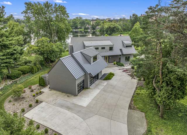 Property at 1950 Robinson Rd SE, East Grand Rapids, MI 49506, 6 beds, 6.5 baths