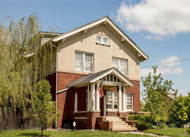Property at 22 Edison St, Detroit, MI 48202, 5 beds, 5 baths