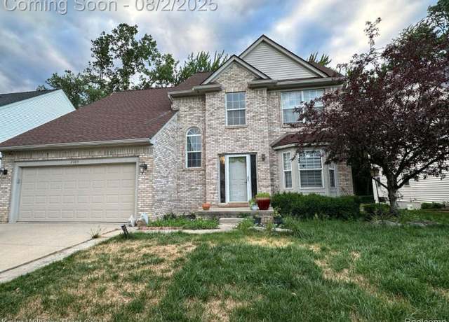Property at 2385 Cedar Knoll Dr, Troy, MI 48083, 4 beds, 2.5 baths