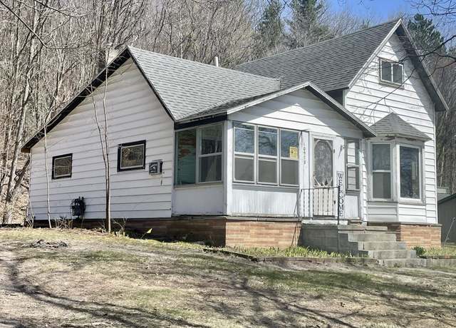 Property at 10978 Platte St, Honor, MI 49640, 2 beds, 1 bath