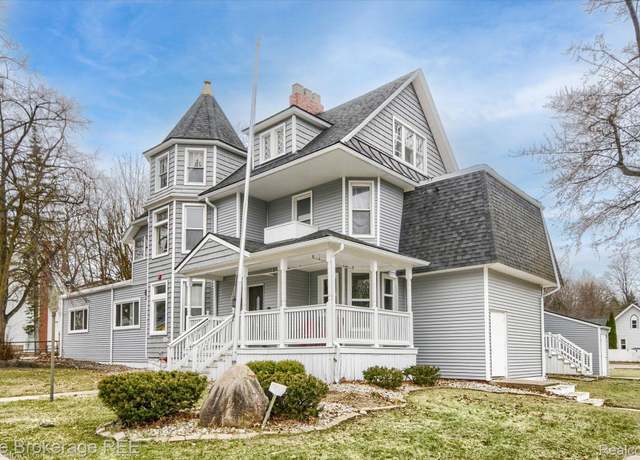 Property at 700 S Adelaide St, Fenton, MI 48430, 12 beds, 6 baths