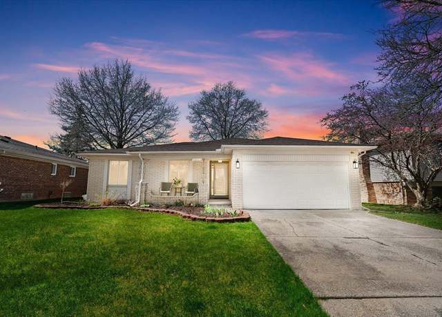 Property at 46433 Plum Grove Dr, Macomb, MI 48044, 3 beds, 1.5 baths
