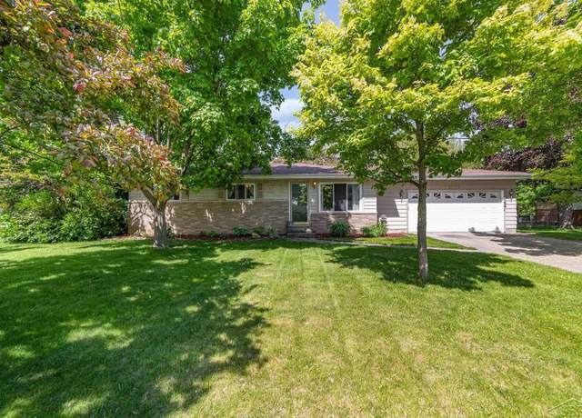 Property at 1773 Kingston Dr, Saginaw, MI 48638, 3 beds, 2.5 baths