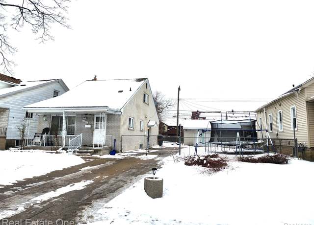 Property at 14203 Barclay St, Dearborn, MI 48126, 3 beds, 2 baths
