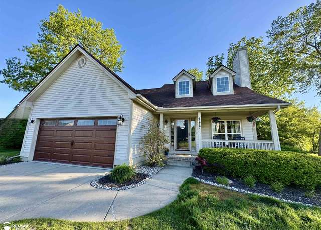 Property at 4217 Maplewood Meadows Ave, Grand Blanc, MI 48439, 4 beds, 2.5 baths