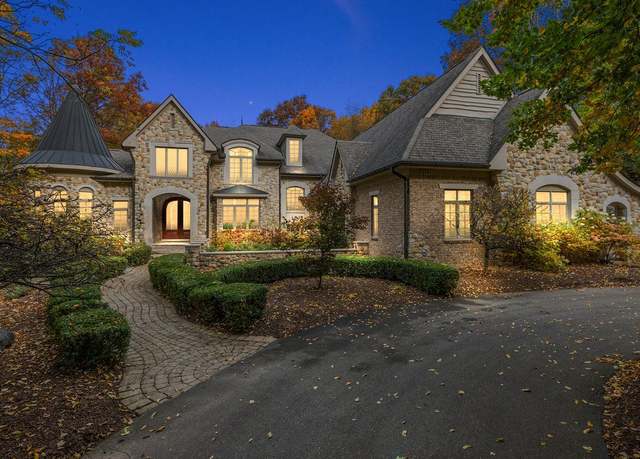 Property at 2541 Plum Creek Court Ct, Oakland, MI 48363, 6 beds, 6 baths