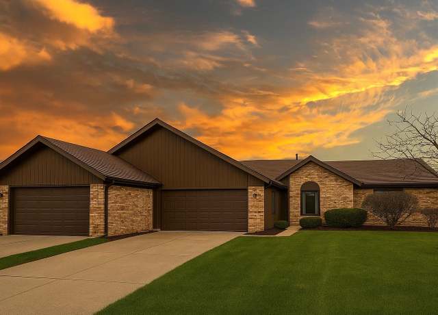 Property at 38627 Cypress Meadow Dr, Clinton Township, MI 48036, 2 beds, 1.5 baths