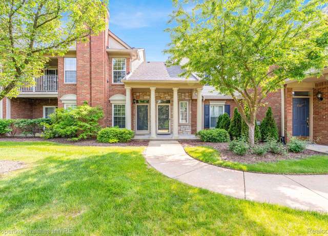 Property at 3581 Oakmonte Blvd #60, Rochester, MI 48306, 2 beds, 2 baths