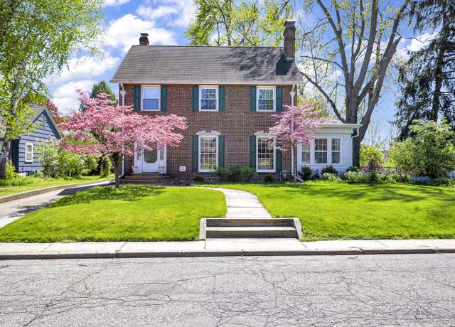 Property at 1005 Carlton Blvd, Jackson, MI 49203, 4 beds, 1.5 baths