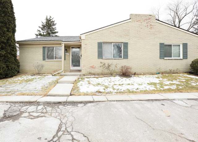 Property at 26065 Franklin Pointe Dr, Southfield, MI 48034, 2 beds, 2 baths