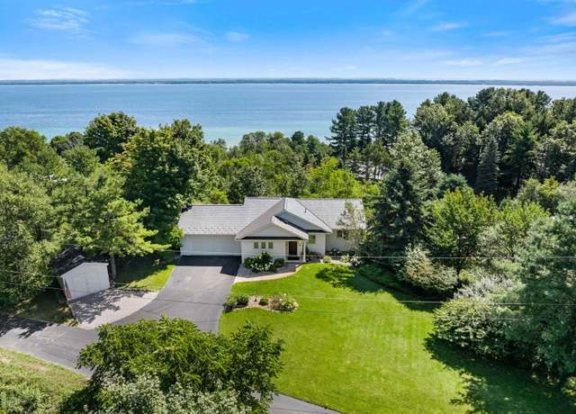 Property at 3939 Blue Heights Dr, Peninsula Township, MI 49686, 3 beds, 2.5 baths