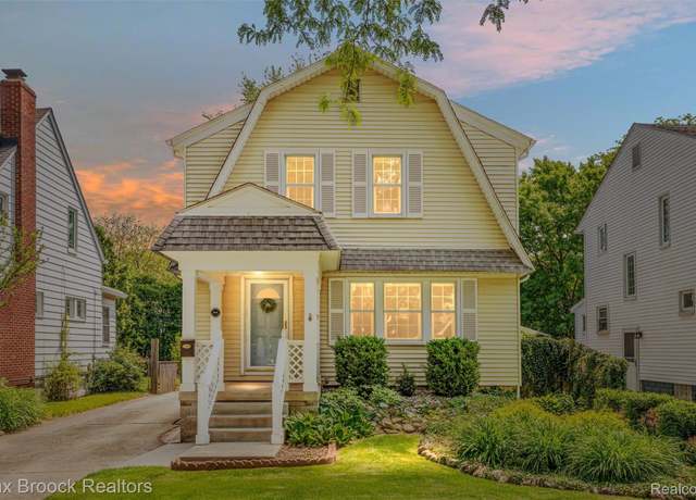 Property at 1215 Irving Ave, Royal Oak, MI 48067, 3 beds, 1.5 baths
