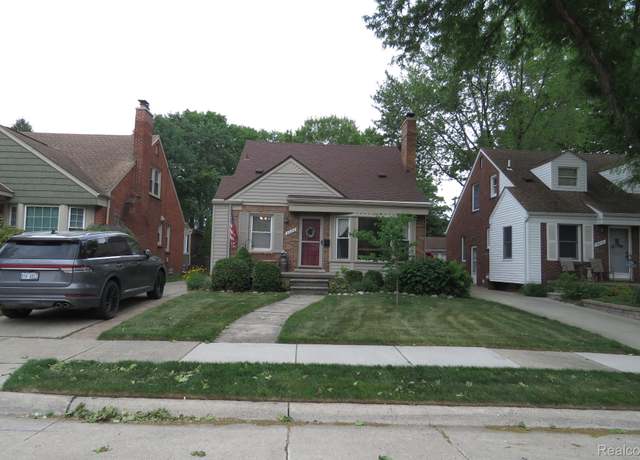 Property at 3020 Syracuse St, Dearborn, MI 48124, 3 beds, 2 baths