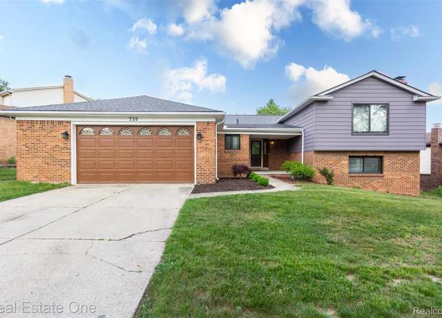 Property at 320 Antoinette Dr, Rochester Hills, MI 48309, 4 beds, 3 baths