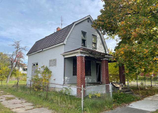Property at 4280 Hurlbut St, Detroit, MI 48214, 2 beds, 1 bath