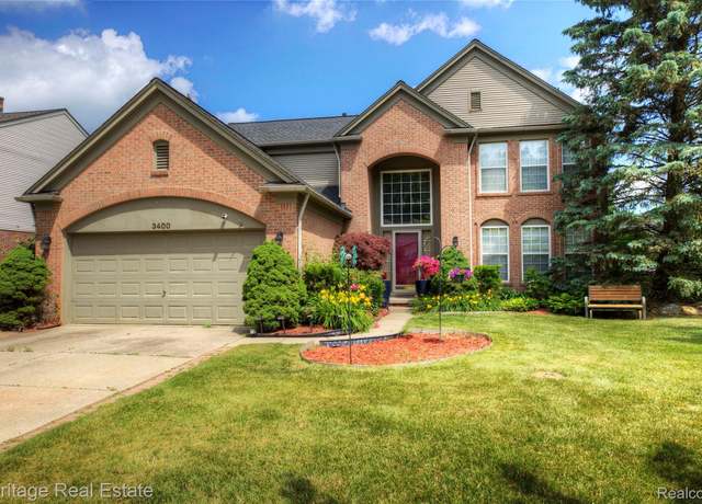 Property at 3400 Yosemite Dr, Lake Orion, MI 48360, 4 beds, 2.5 baths