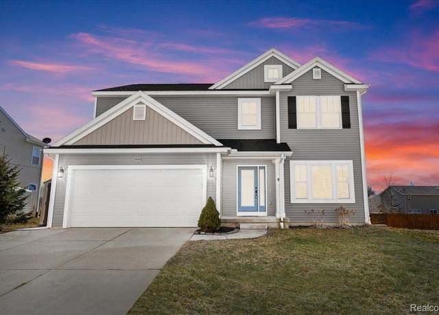 Property at 5909 Hemlock Dr Dr, Holt, MI 48842, 4 beds, 2.5 baths