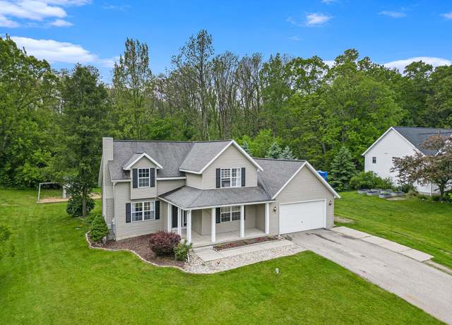 Property at 13860 Rolling Creek Dr, Lowell, MI 49331, 6 beds, 3.5 baths
