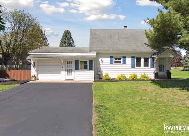 Property at 40955 Utica Rd, Sterling Heights, MI 48313, 3 beds, 1 bath