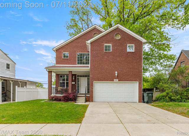 Property at 21597 Harper Lake Ave, St Clair Shores, MI 48080, 3 beds, 3.5 baths