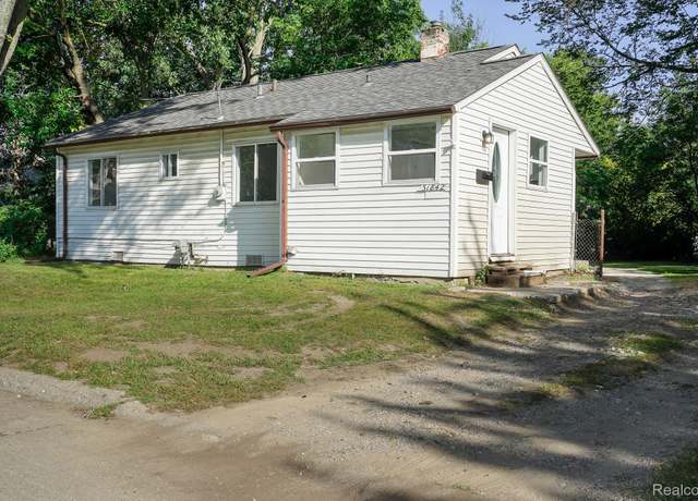 Property at 31842 Bay Ct, Westland, MI 48186, 3 beds, 1 bath