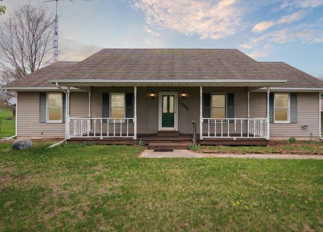 Property at 7996 Cain Rd, Jackson, MI 49201, 3 beds, 2 baths