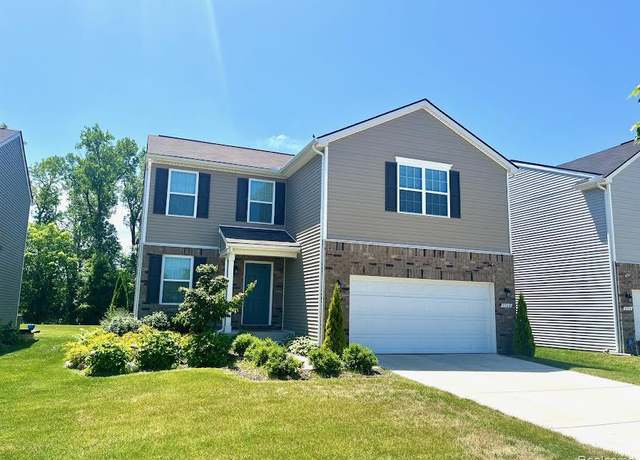 Property at 9568 S Nature View Ln, Ypsilanti, MI 48197, 3 beds, 2.5 baths